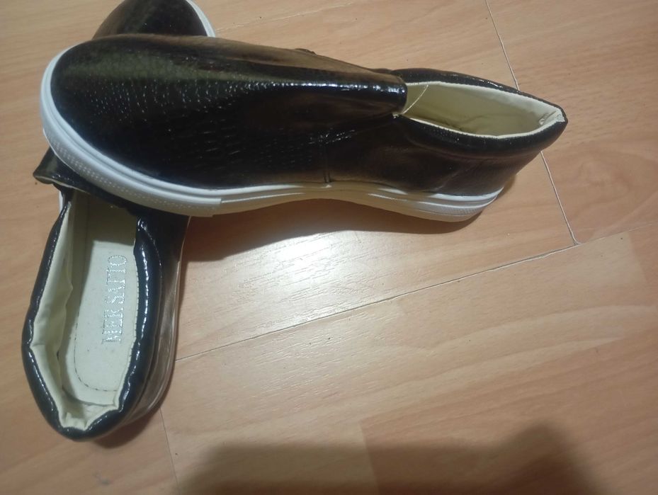 NOWY Balerinki, mokasyny, buty na jesień wiosnę. Rozmiar 40