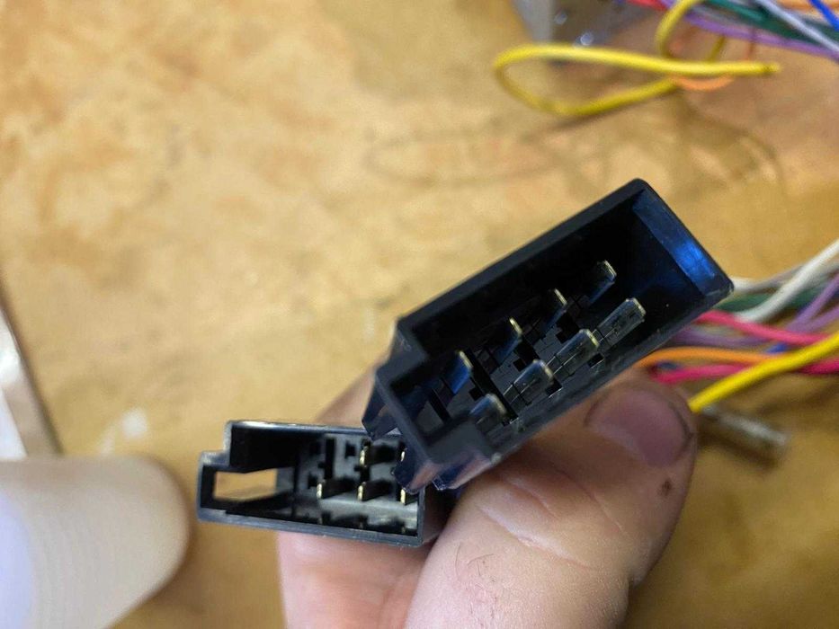 Radio samochodowe Alpine CDE-180RR