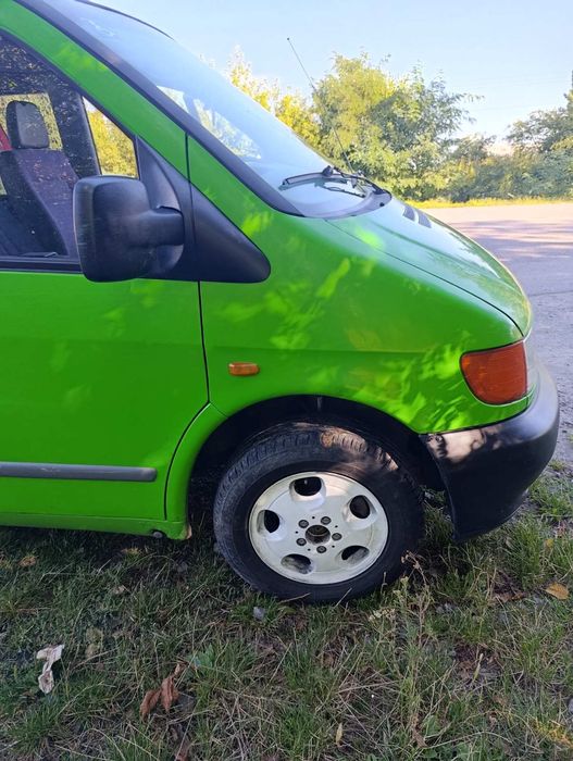 Продаю Mercedes Vito