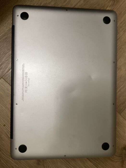 Apple Macbook pro 13 2011