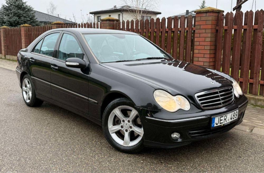Мерседес С 270 у гарному стані