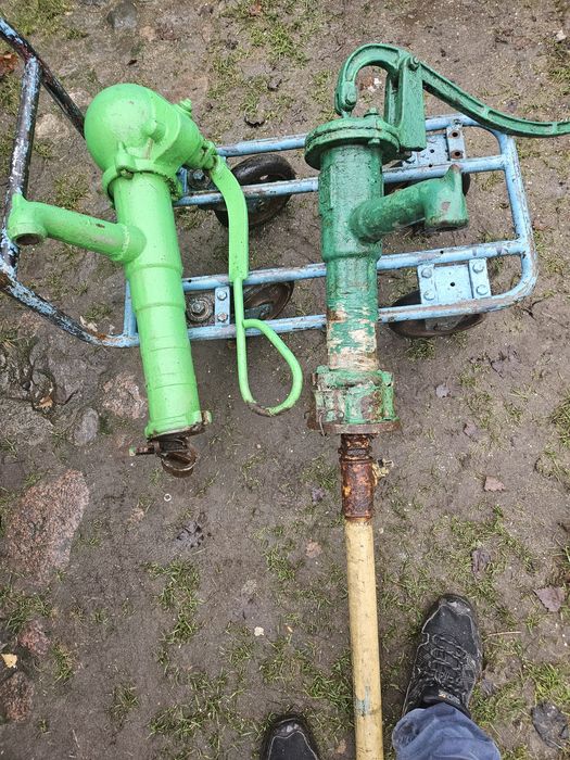 Pompa do wody abisynka, mala i duża