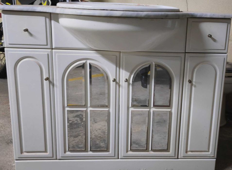 Vendo móveis casa de banho