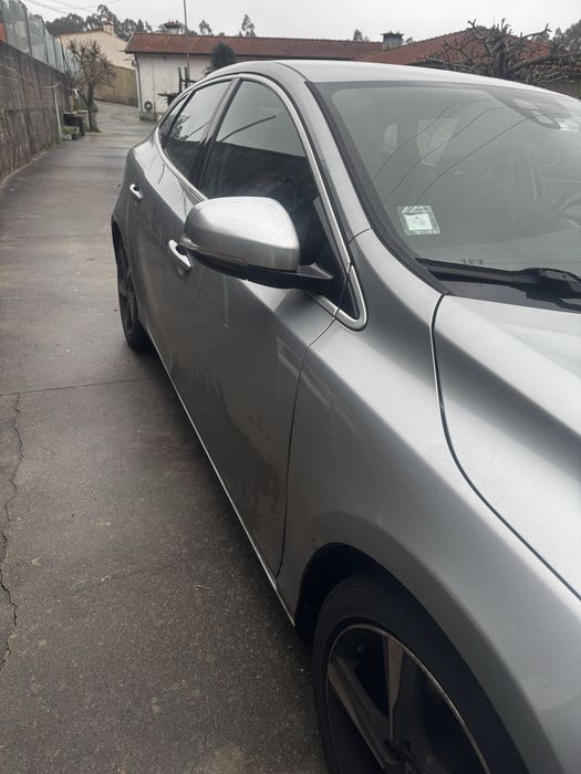 Volvo V40 R-Design 2013 — photo 3