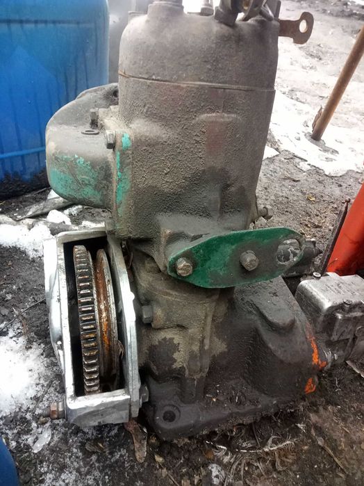 Пускач до трактора