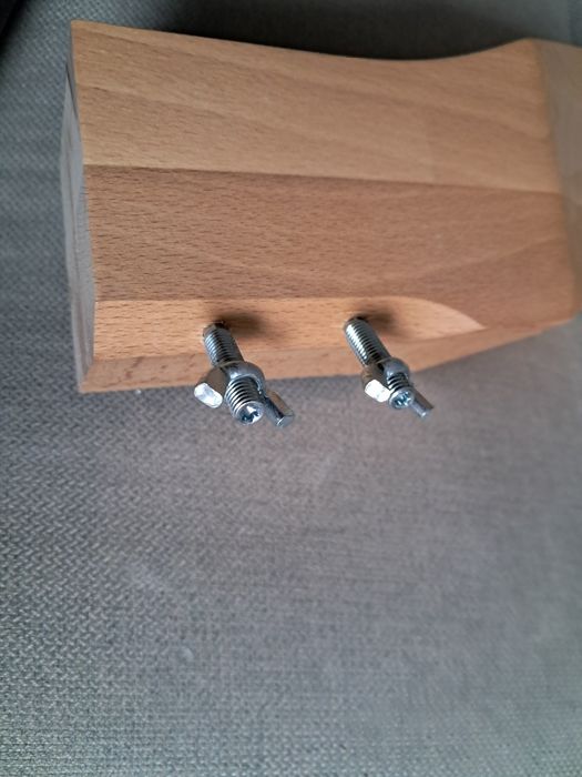 Noga do stołu 4 nogi dąb jasny