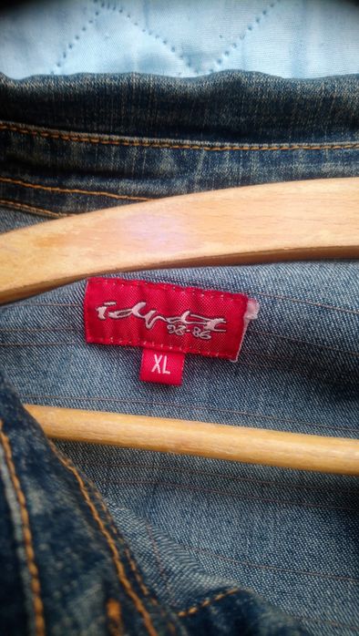 Katana jeansowa swietna na chlodniejsze dni .