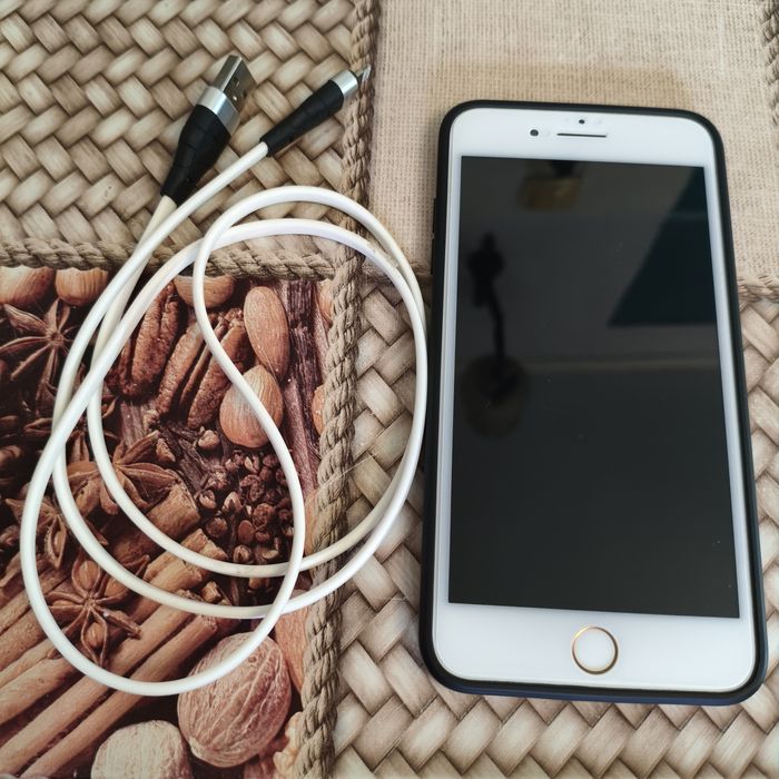 iPhone 7 Plus 32GB + дорогие подарки! : ) аккум. 100%, идеал!