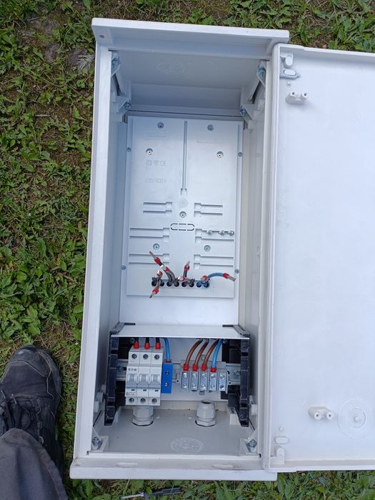 Skrzynka rozdzielcza Nowa.