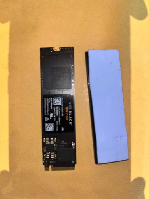 Disco WD Black SN770 1TB — SSD NVMe M.2 PCIe Gen4 c/Dissipador de Oferta