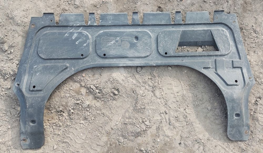 osłona dolna pod silnik skoda fabia ii seat ibiza 6j vw polo 6r 6r0825237d
