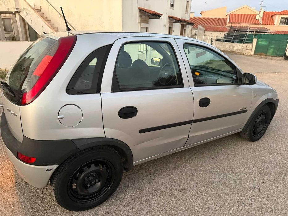 Corsa 2001 economico