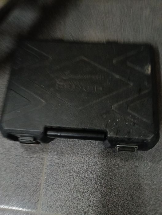 Aparafusadora 2 baterias