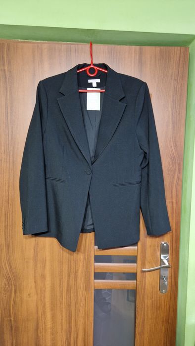 Żakiet czarny rozmiar 42