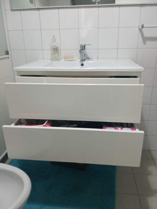 Lavatório+armário+torneira