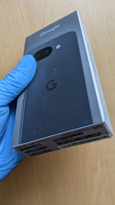 Мобільний телефон Google Pixel 10 Pro 5G. 16/128GB./Pixel 10a 5G 8/128GB