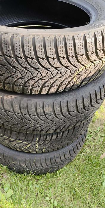 Opony zimowe Kumho Wintercraft 195/60 R16 89H