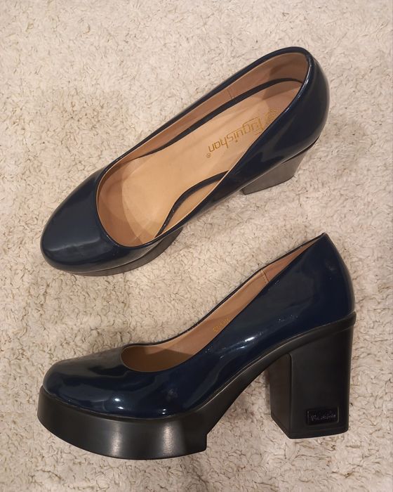 Туфлі жіночі на каблуку
