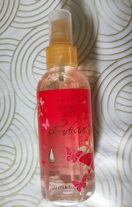 Olejek do ciała w spraju z drobinkami 150 ml