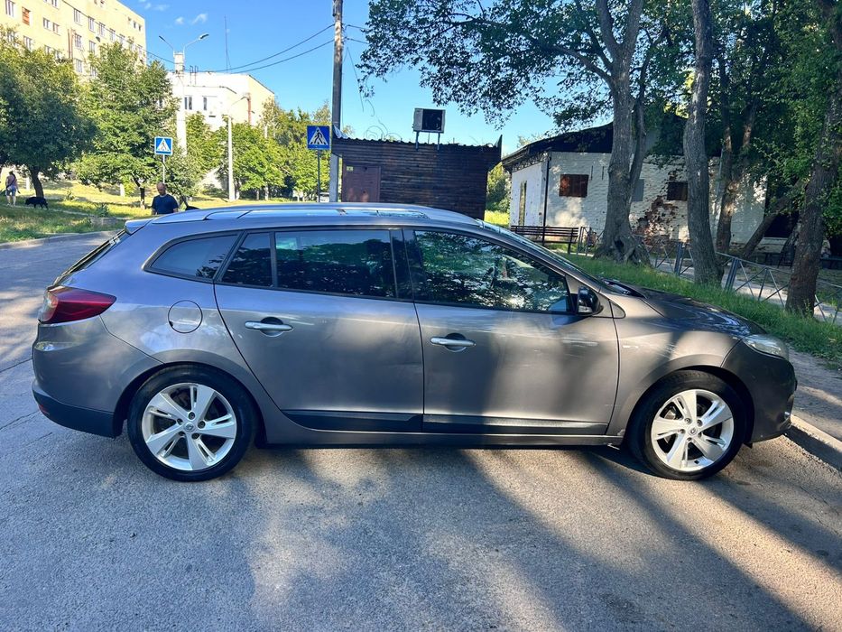Renault Megane 2011 VIN VF1KZ090E44600625 фото оголошення 2 з 9