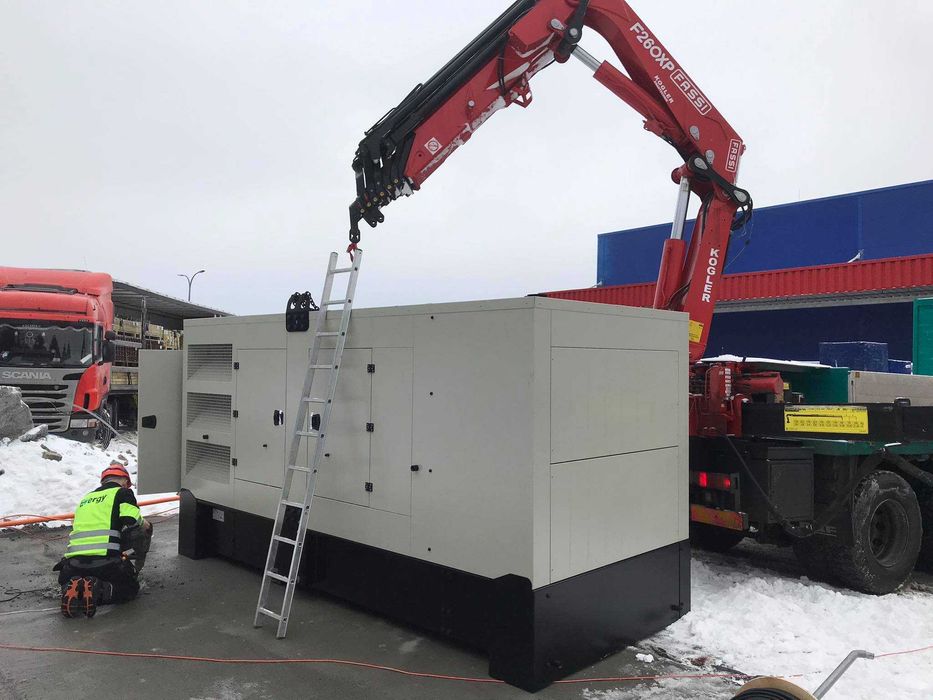 Wynajem dźwigu HDS - żuraw. Transport ciężki. 22 metry - 7,2 tony