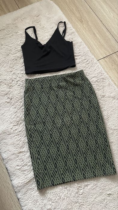Nowa spódnica obcisła elegancka khaki XS
