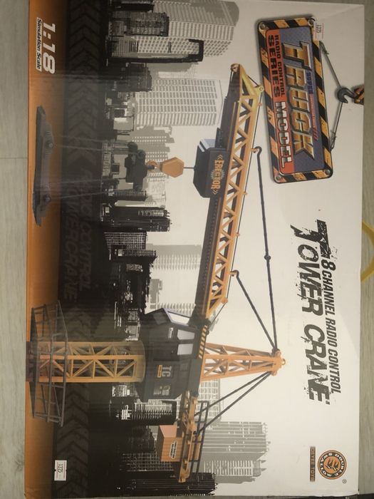 Кран на радіокеруванні