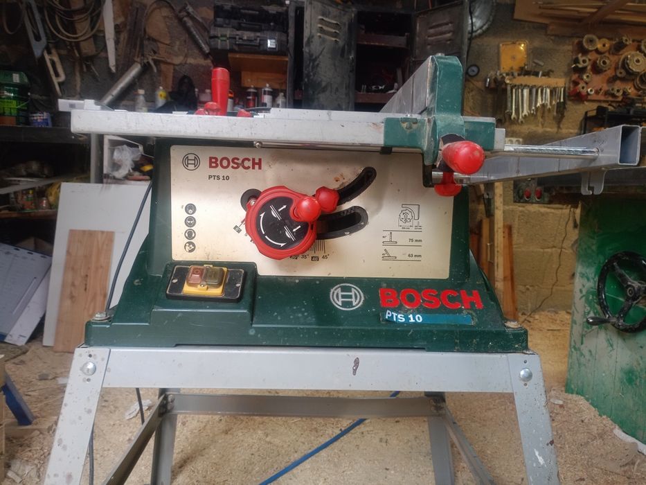 Piła stołowa BOSCH PTS 10
