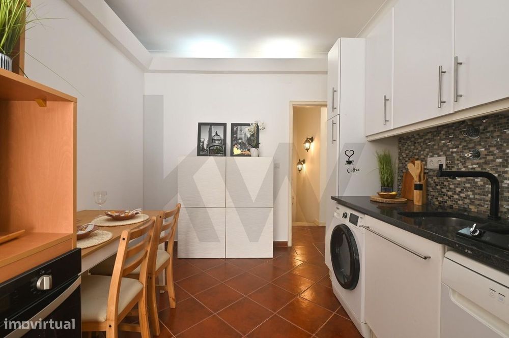Apartamento T1 moderno na Av. Almirante Reis – Excelente Investimento