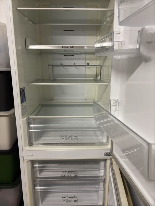Frigorífico Samsung (grande volume)