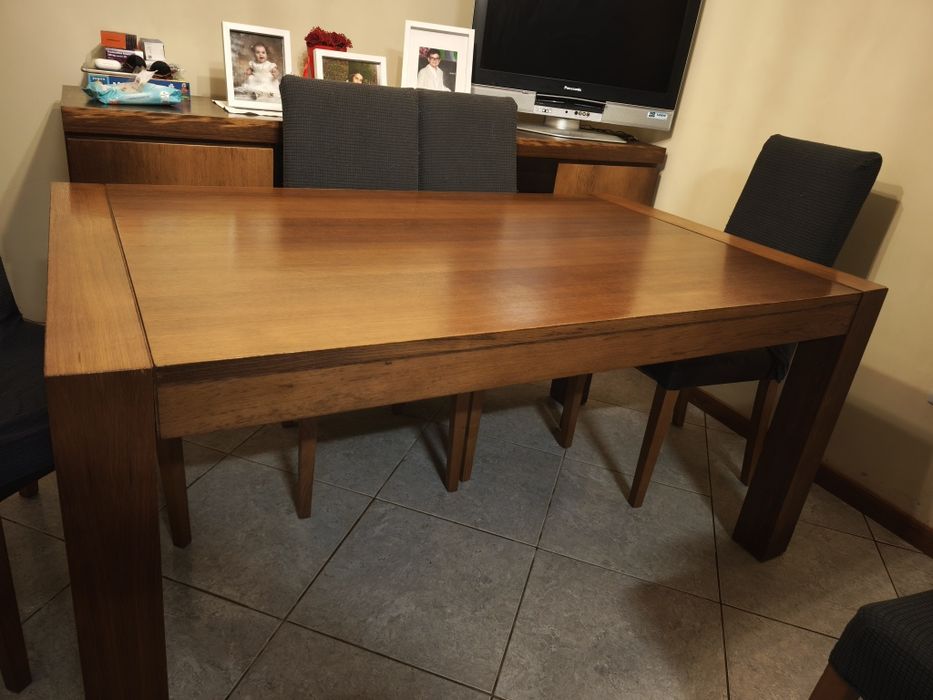 Vendo mesa de sala de jantar