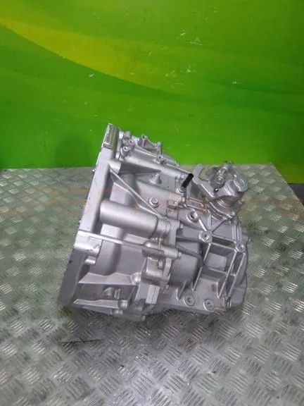 Caixa de Velocidades Suzuki SX4 1.6DDiS 3J02114 ZNB - RECONDICIONADA