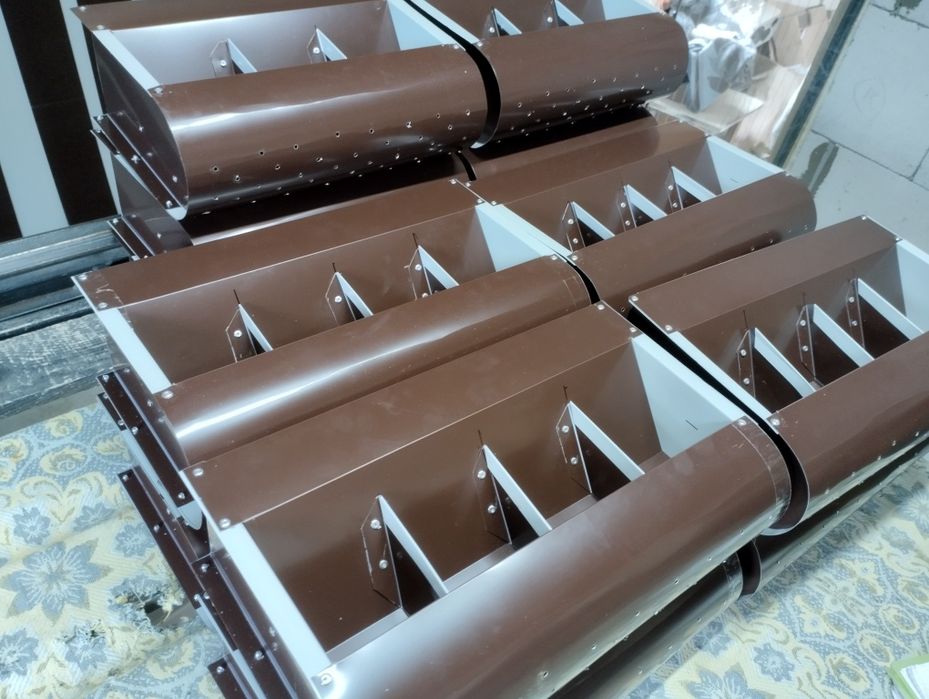 Бункерна кормушка годівниці клітка  корм перепілки  кури