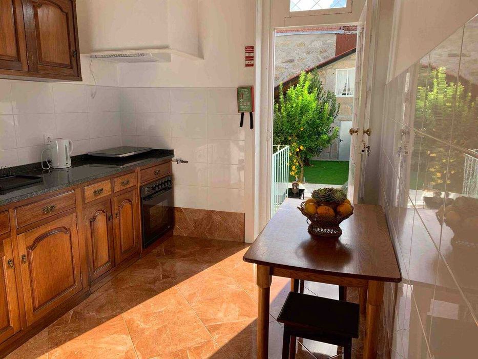 T3 centro do Porto com quintal e anexos