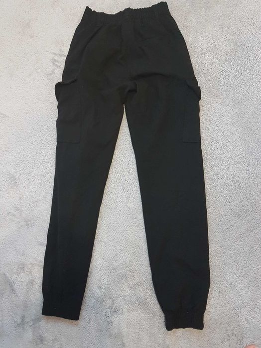 Spodnie firmy Bershka