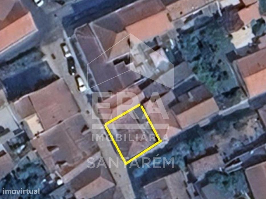 Moradia T2 no centro de Santarém