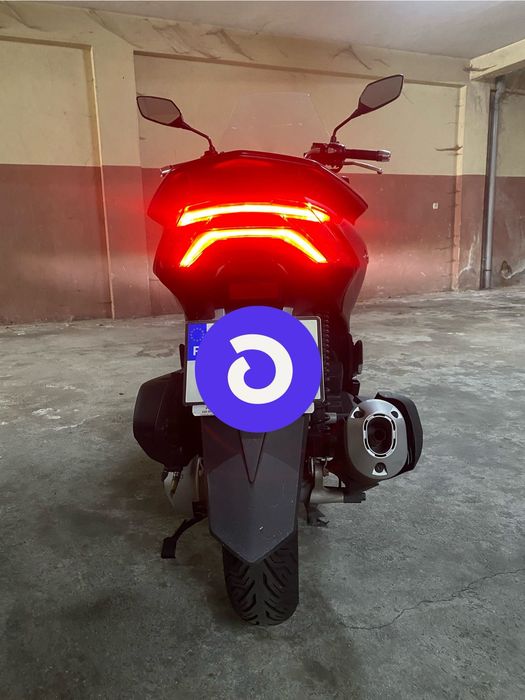 Vendo PCX-2023 toda revisada na Honda.