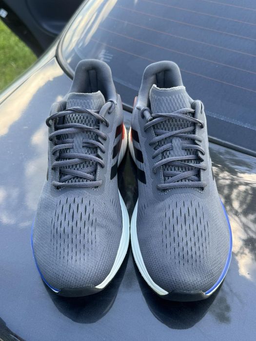 Adidas Response Super