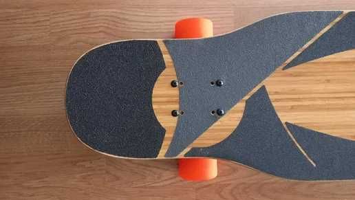 Longboard Dancing Skate LOADED Tarab II 47″ NOVO a estrear