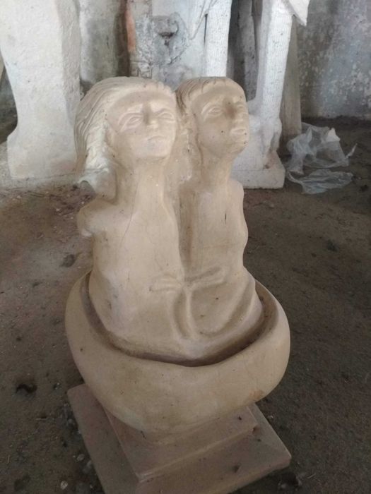 Esculturas várias - pedra maciça