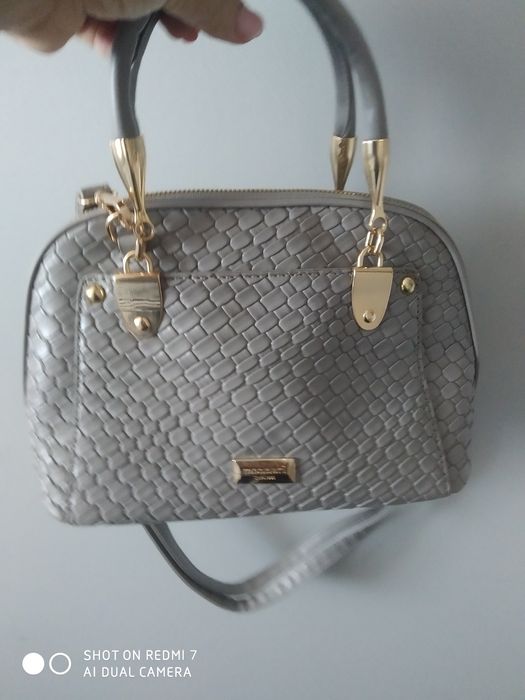 Nowy szary kuferek damski z Monnari