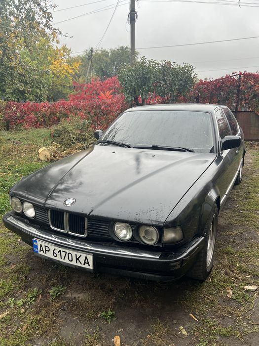 Продам бмв е32 автомат