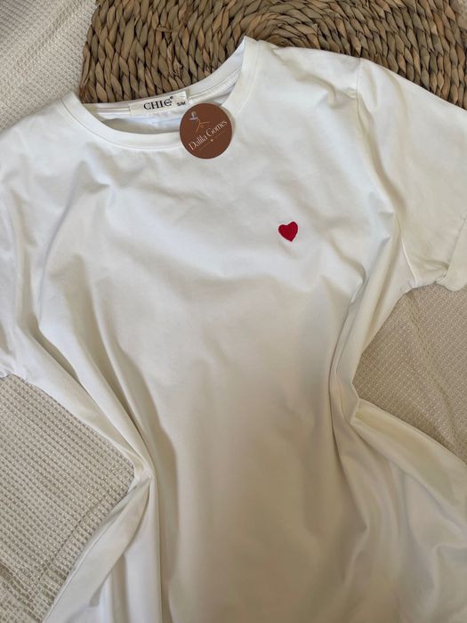 Roupas e acessórios
