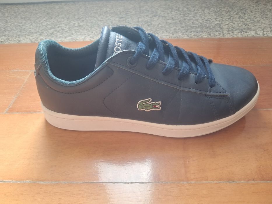 Sapatilhas Lacoste tamanho 35