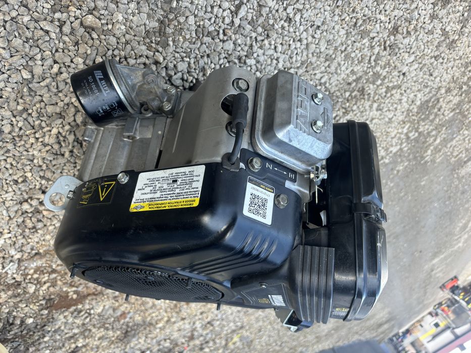 Silnik Briggs & Stratton Vanguard 16 KM Nowy Typ Gwarancja dla Firm