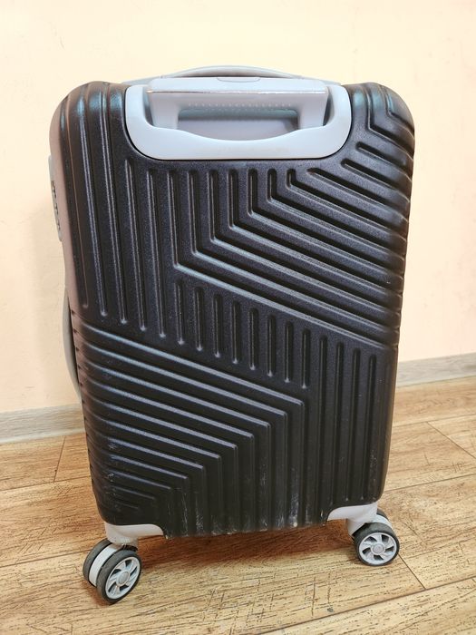 Дорожня валіза , дорожний чемодан,  валіза на колесах
