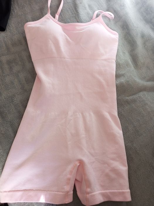 Спортивний ромпер