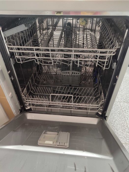 Máquina lavar loiça Teka