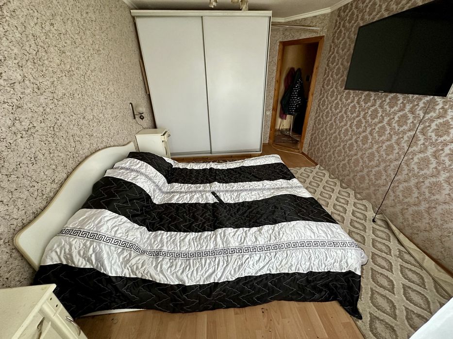 Здам двокімнатну квартиру.