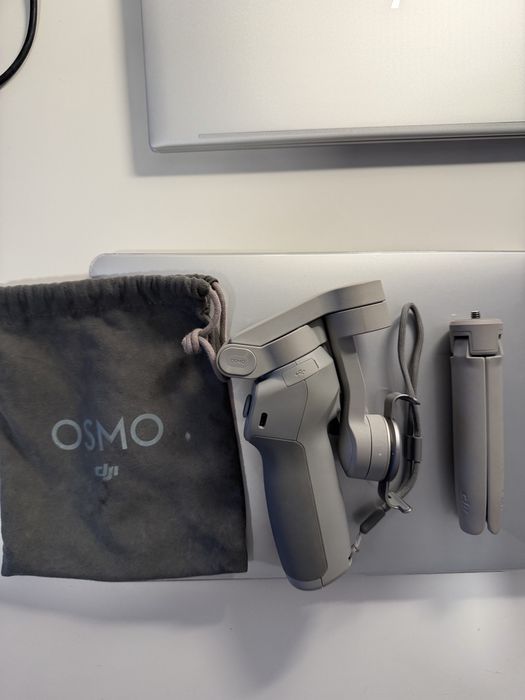 Gimbal ręczny DJI OM 4 (Osmo Mobile 4) stan bardzo dobry